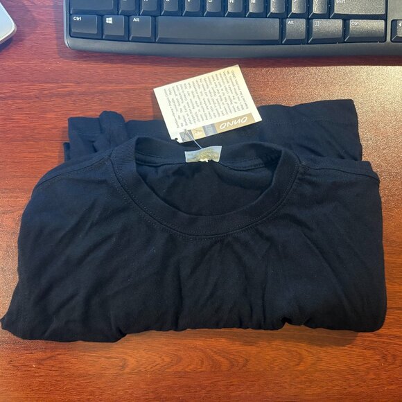 Men's Onno Long Sleeve Bamboo T-Shirt Black - Picture 2 of 3